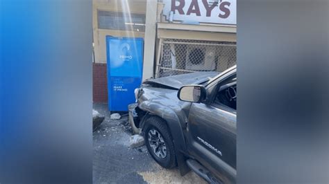 DUI driver tries to buy more alcohol after crashing into Santa Rosa store